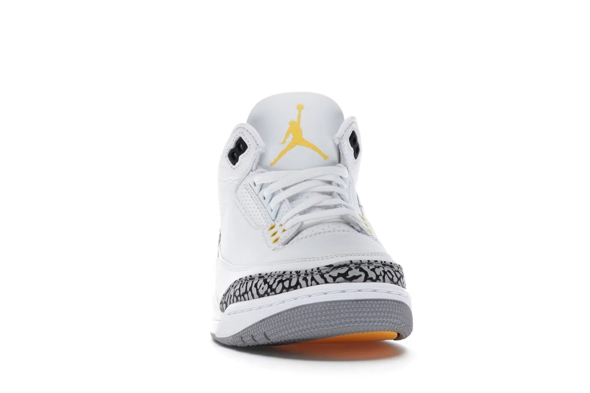 Air Jordan Retro 3 "Laser Orange" (W)