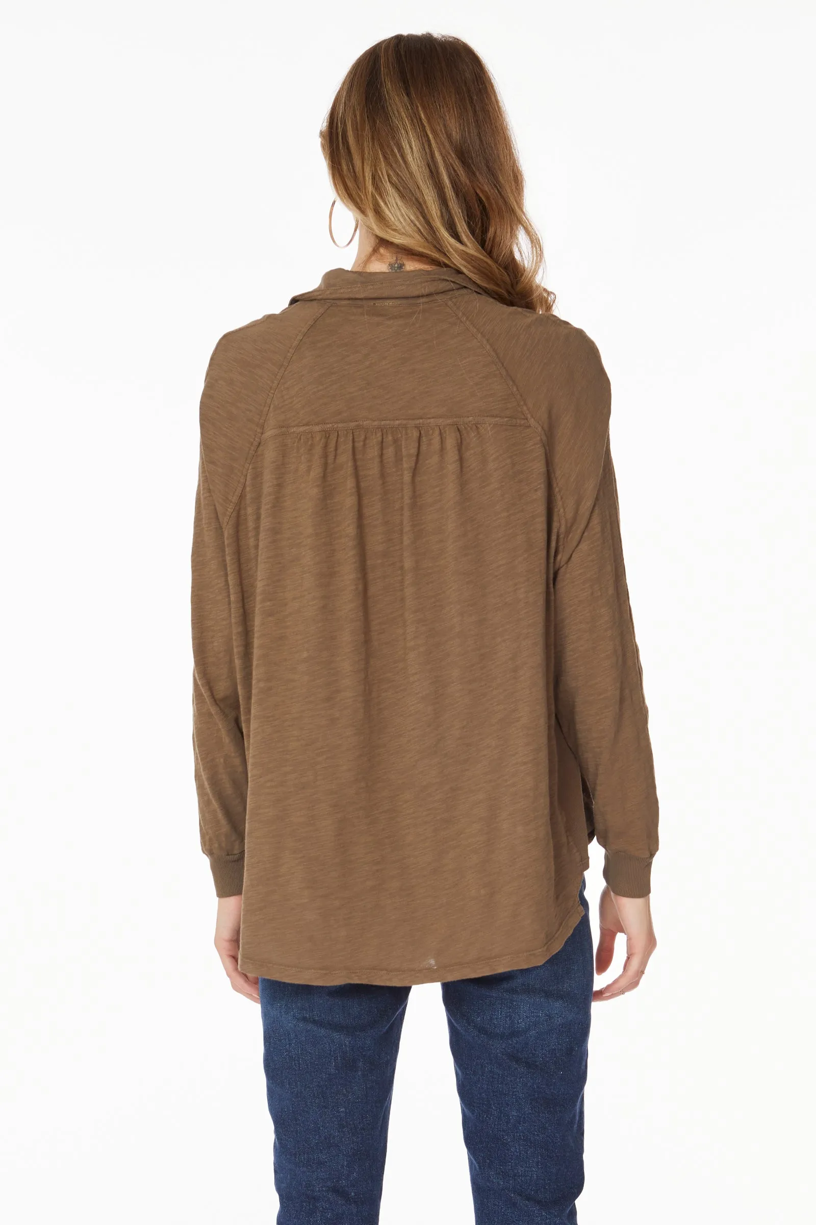 BUTTON FRONT RAGLAN TOP