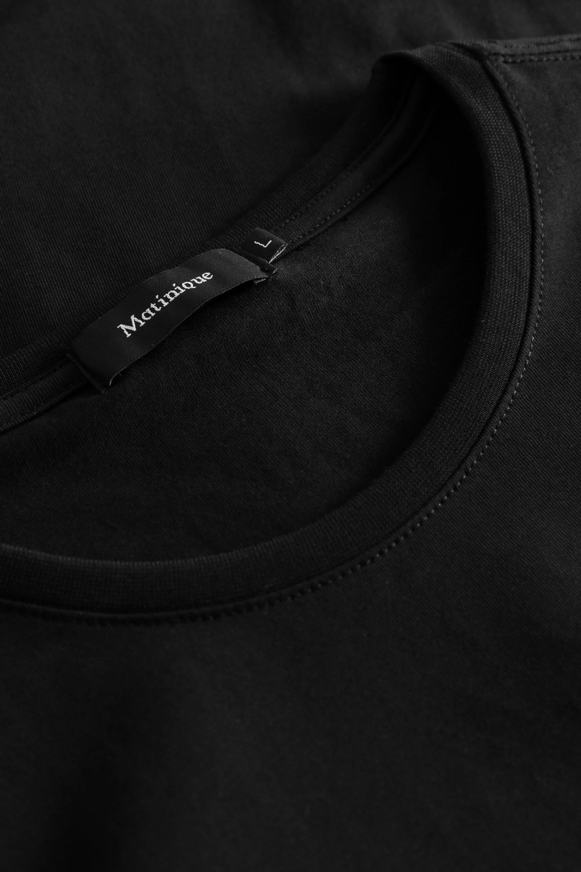 Matinique Jermalink Cotton Stretch Crew T-Shirt/Black - CORE SS24