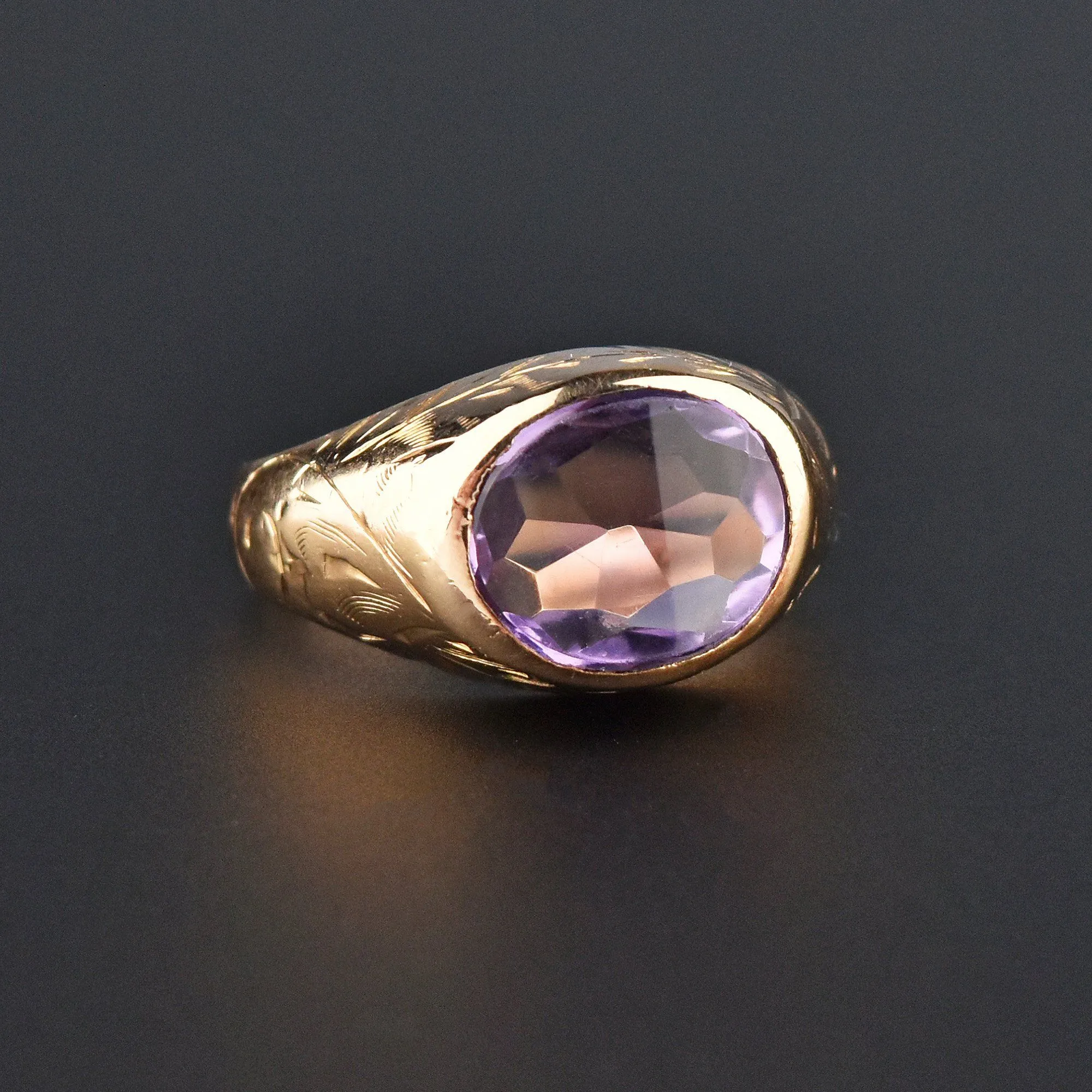 Pale Amethyst Smooth Top East to West Gold Ring