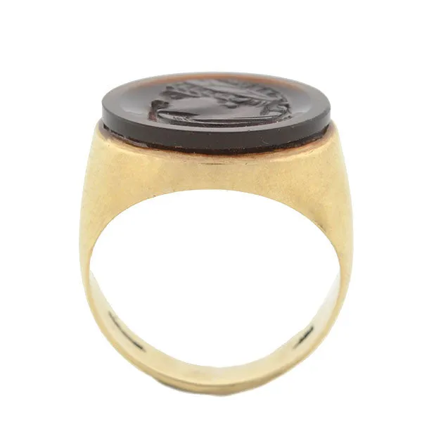 Victorian 10kt Carved Agate Intaglio Unisex Ring