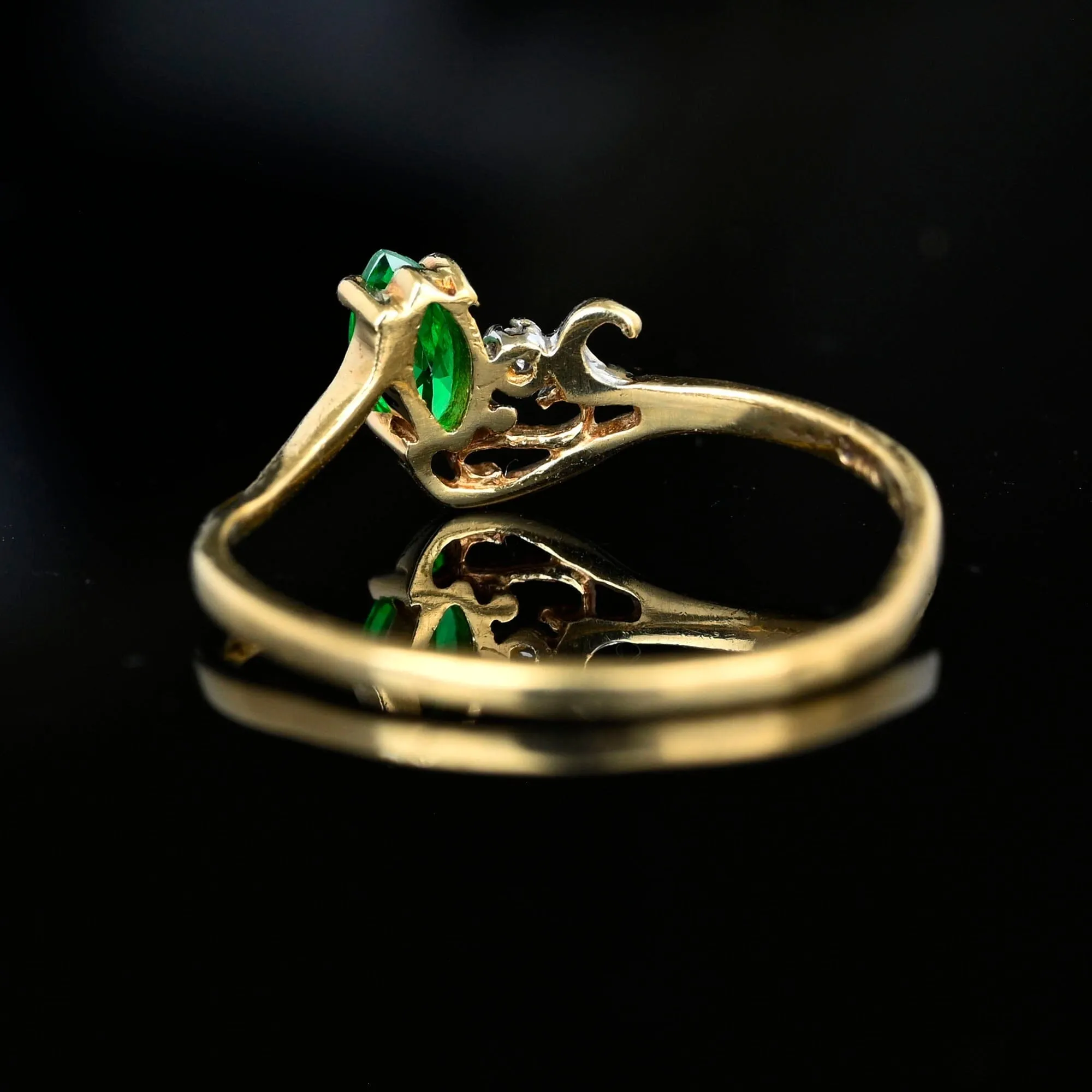 Vintage 10K Gold Bypass Diamond Marquise Emerald Ring