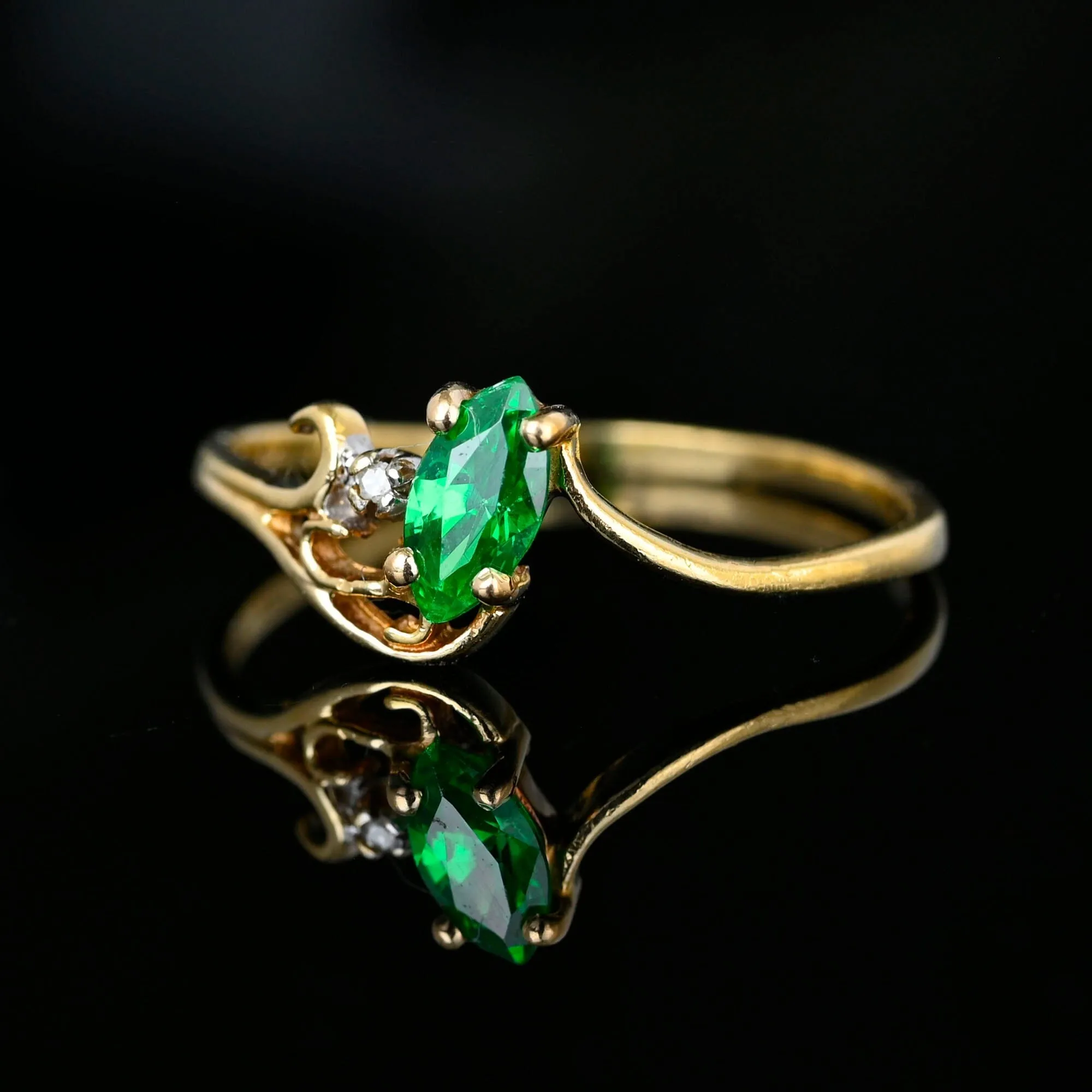 Vintage 10K Gold Bypass Diamond Marquise Emerald Ring