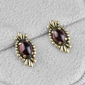 Vintage 14K Gold Garnet Stud Earrings